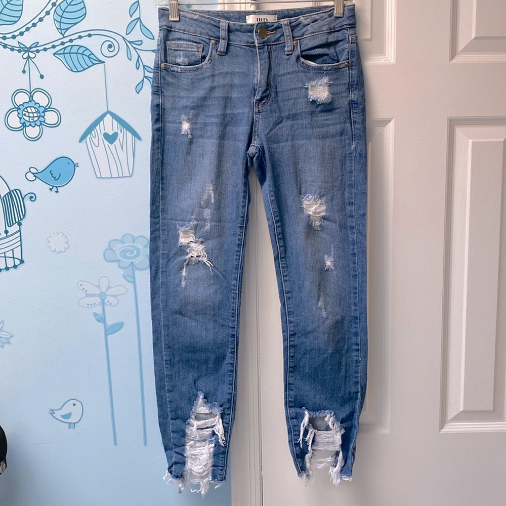 JBD Just Black Denim Destroyed Ripped Blue Five Pockets Jeans Women’s Size 24 !!